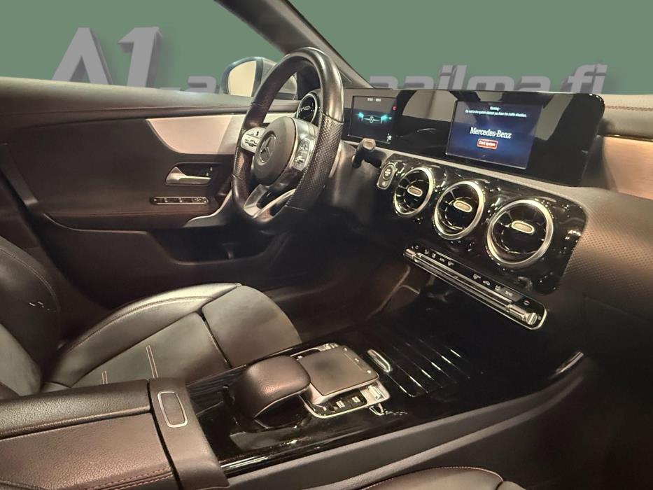 MERCEDES-BENZ CLA 2020