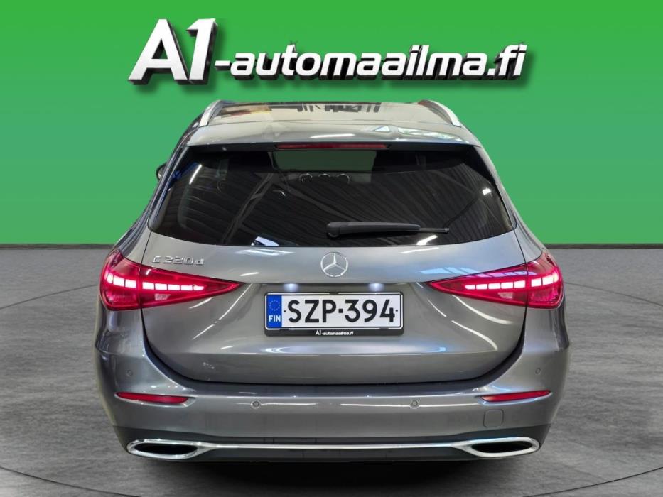 MERCEDES-BENZ C 2022
