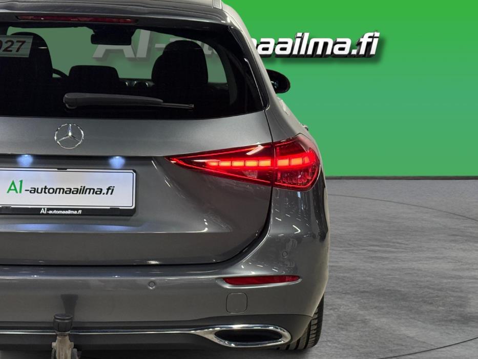 MERCEDES-BENZ C 2022
