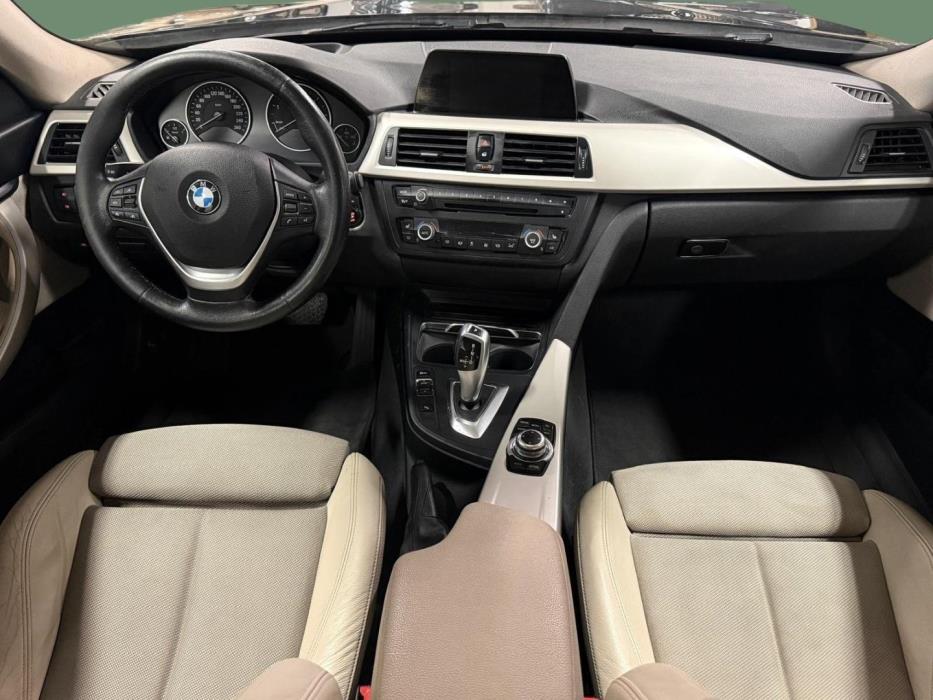 BMW 320 Gran Turismo 2015