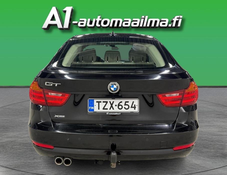 BMW 320 Gran Turismo 2015