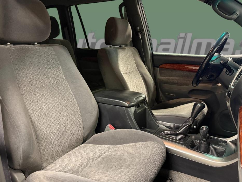 TOYOTA Land Cruiser 2007