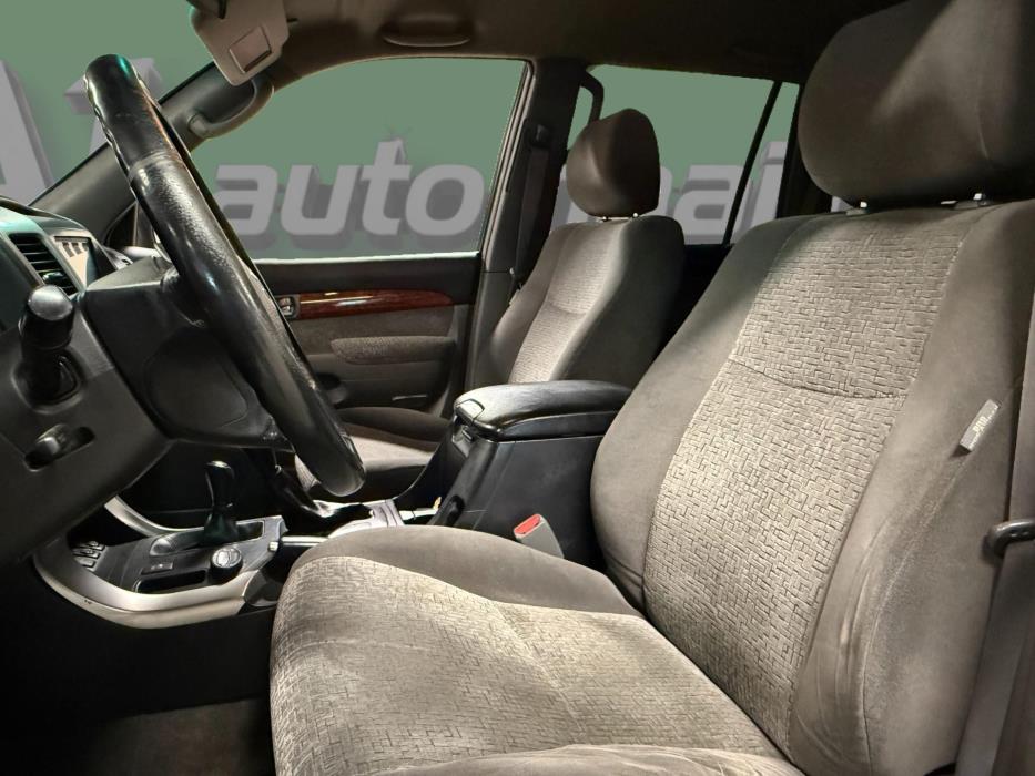 TOYOTA Land Cruiser 2007