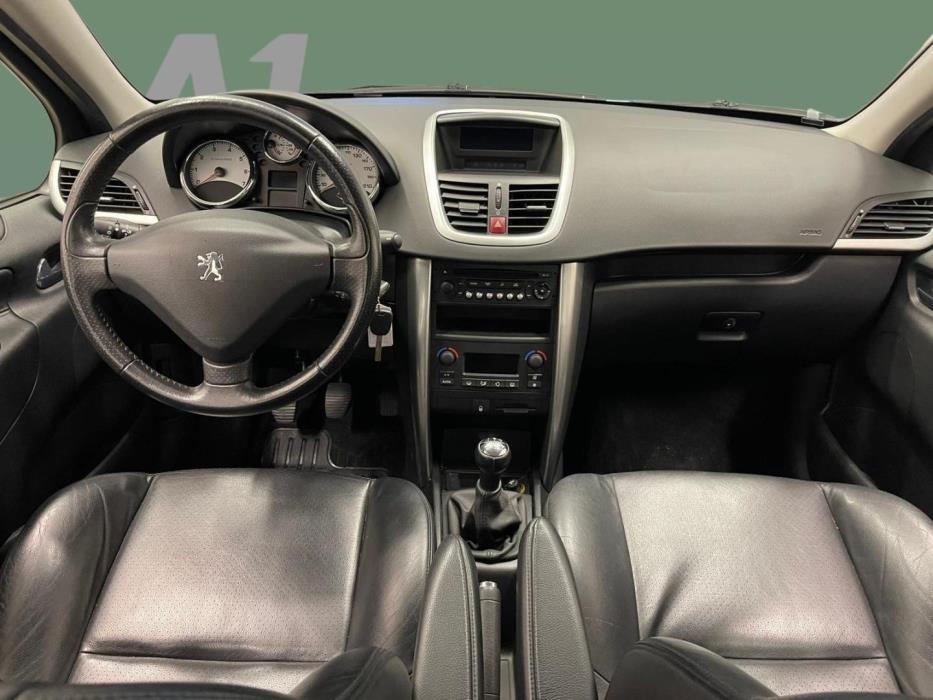PEUGEOT 207 2007