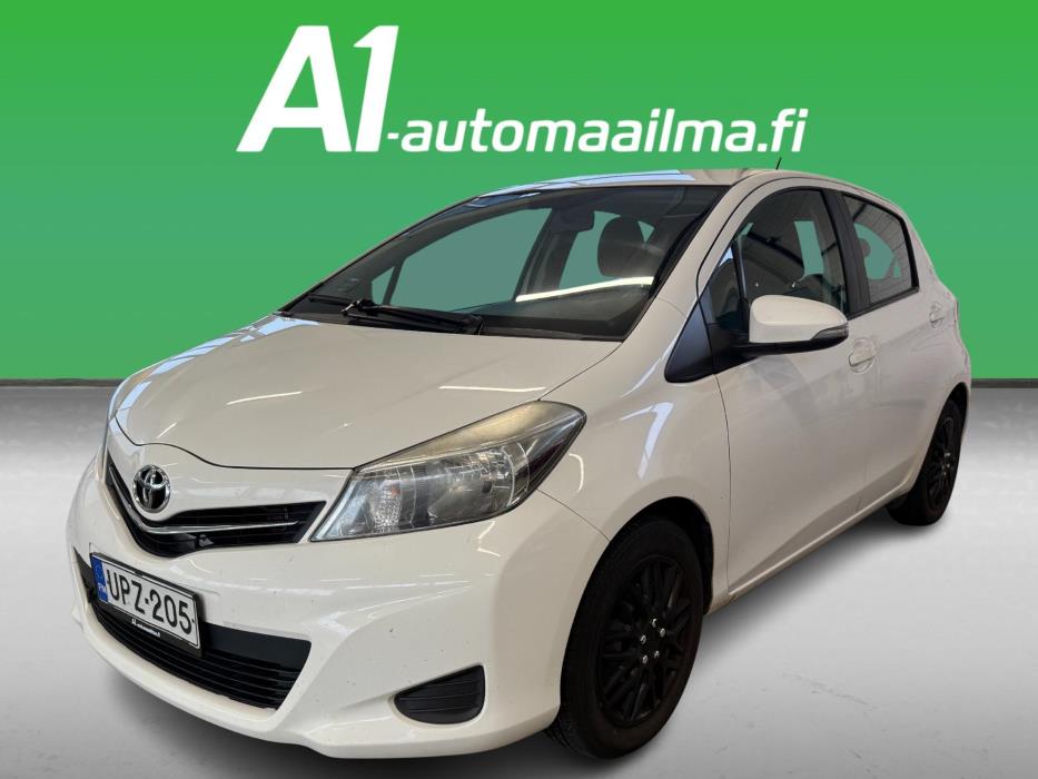 TOYOTA Yaris 2012