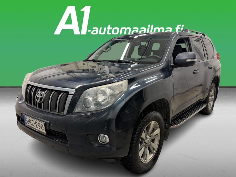 TOYOTA Land Cruiser 2012