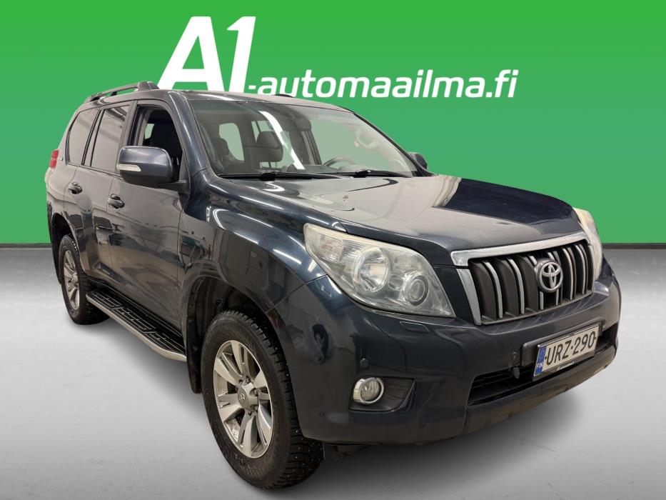 TOYOTA Land Cruiser 2012