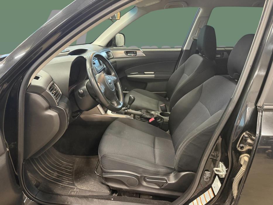 SUBARU Forester 2013