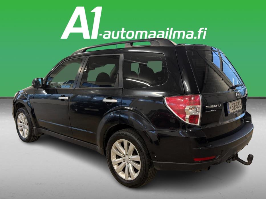 SUBARU Forester 2013