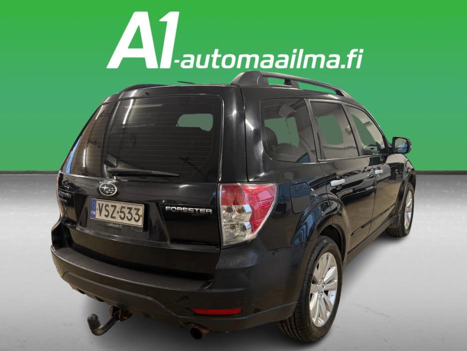 SUBARU Forester 2013