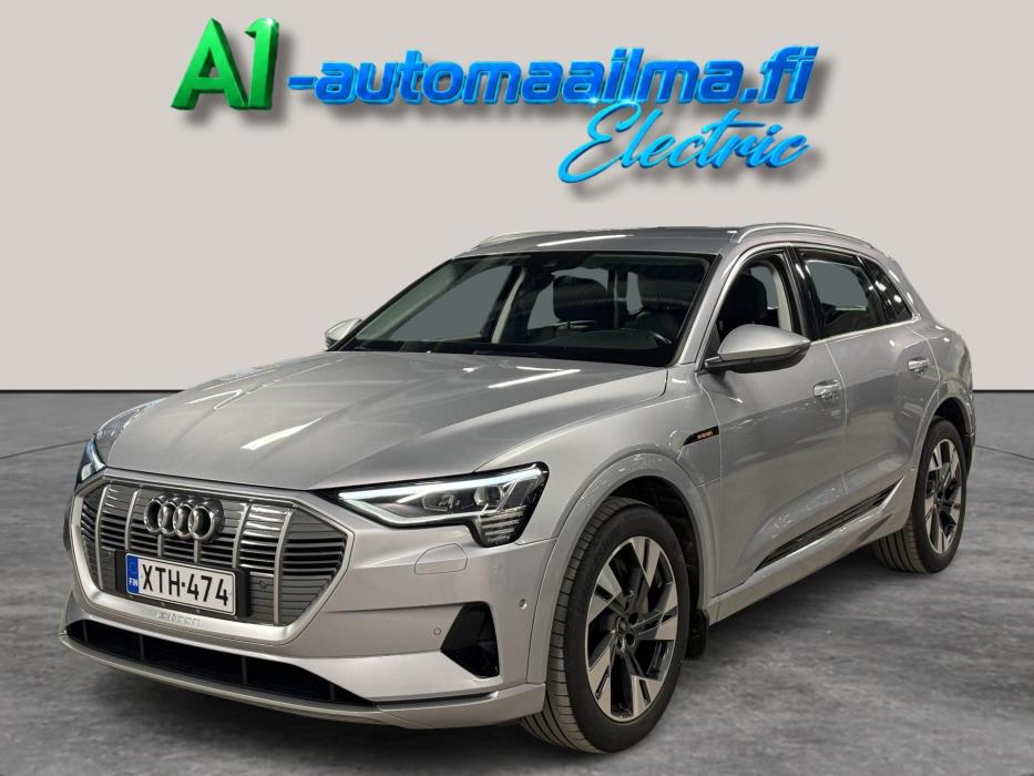 AUDI e-tron 2022