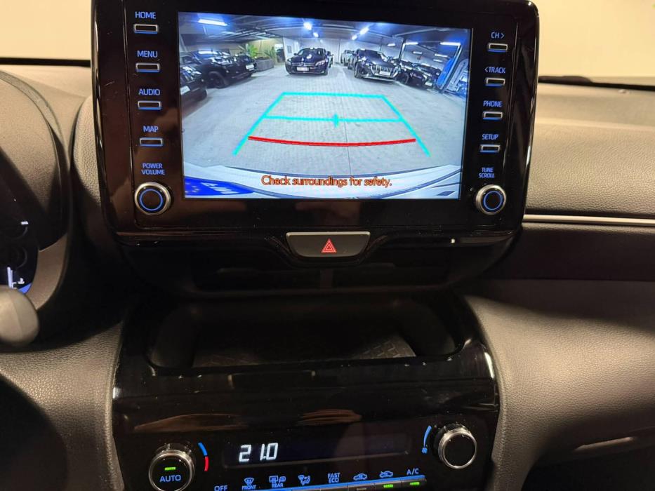 TOYOTA Yaris Cross 2023
