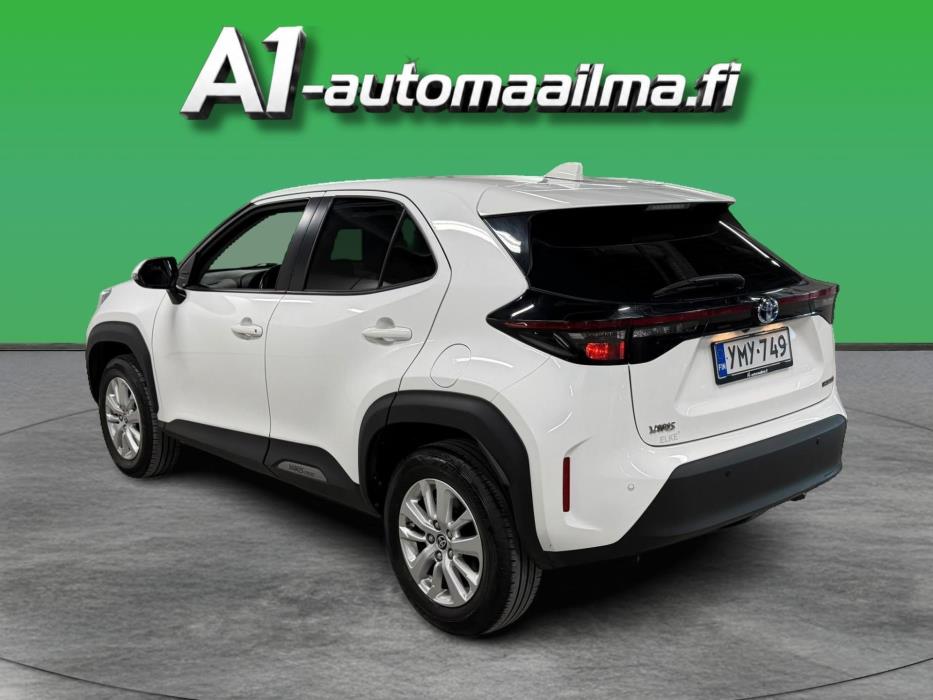 TOYOTA Yaris Cross 2023