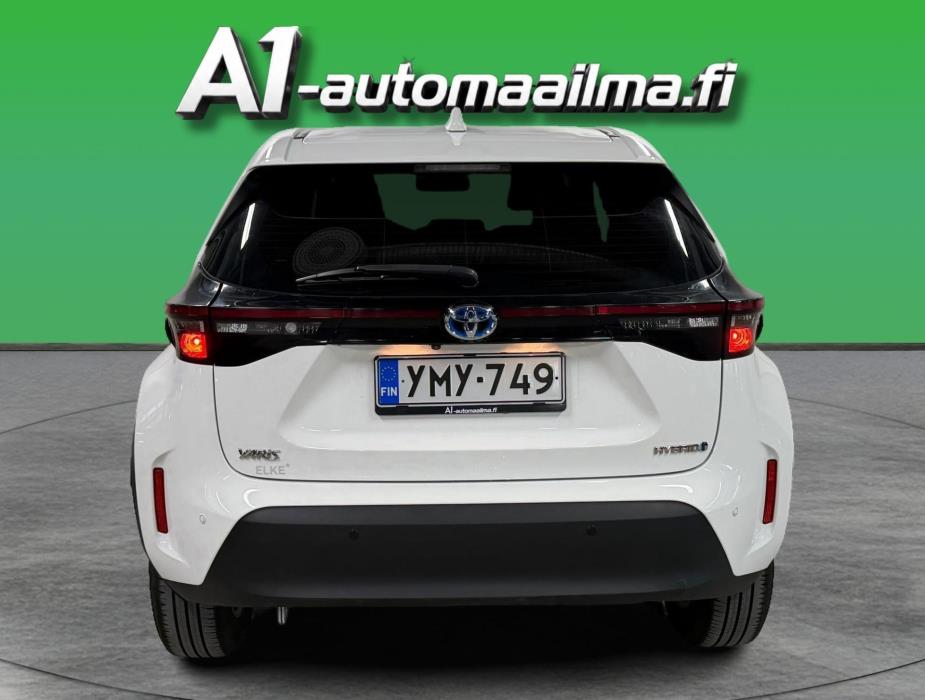 TOYOTA Yaris Cross 2023