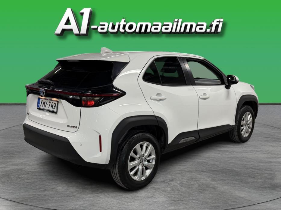 TOYOTA Yaris Cross 2023