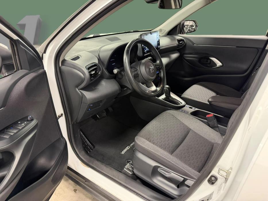 TOYOTA Yaris Cross 2023