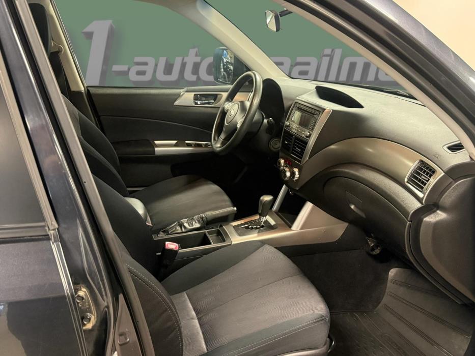 SUBARU Forester 2008