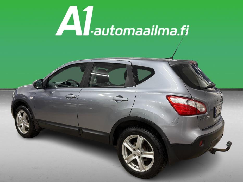 NISSAN Qashqai 2010
