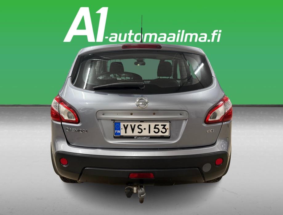 NISSAN Qashqai 2010