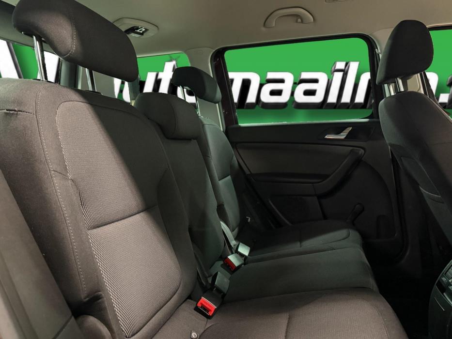 SKODA Yeti 2011