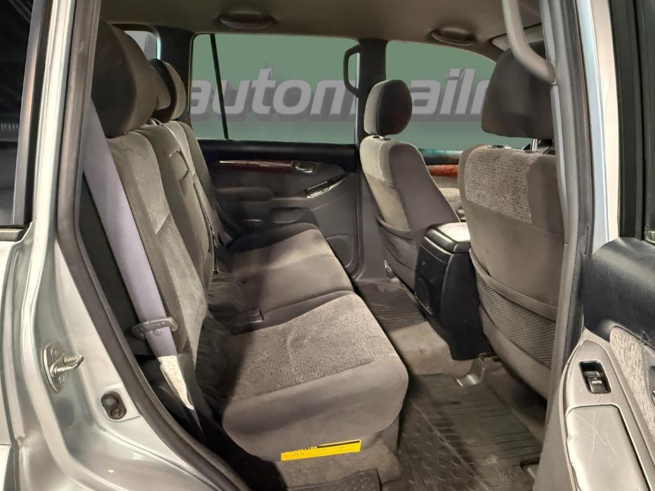 TOYOTA Land Cruiser 2006