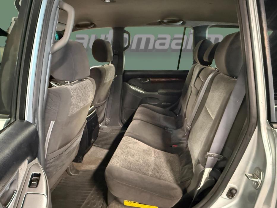 TOYOTA Land Cruiser 2006