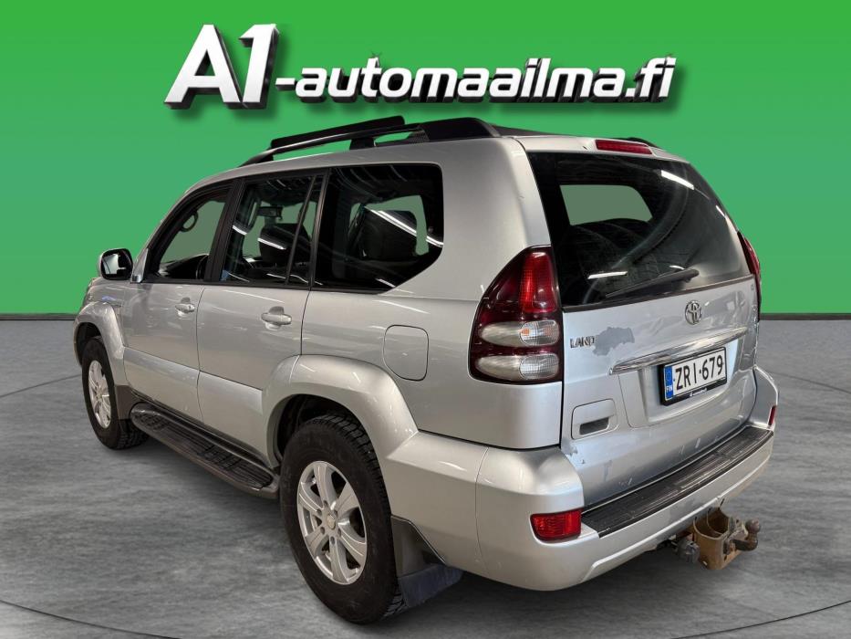 TOYOTA Land Cruiser 2006