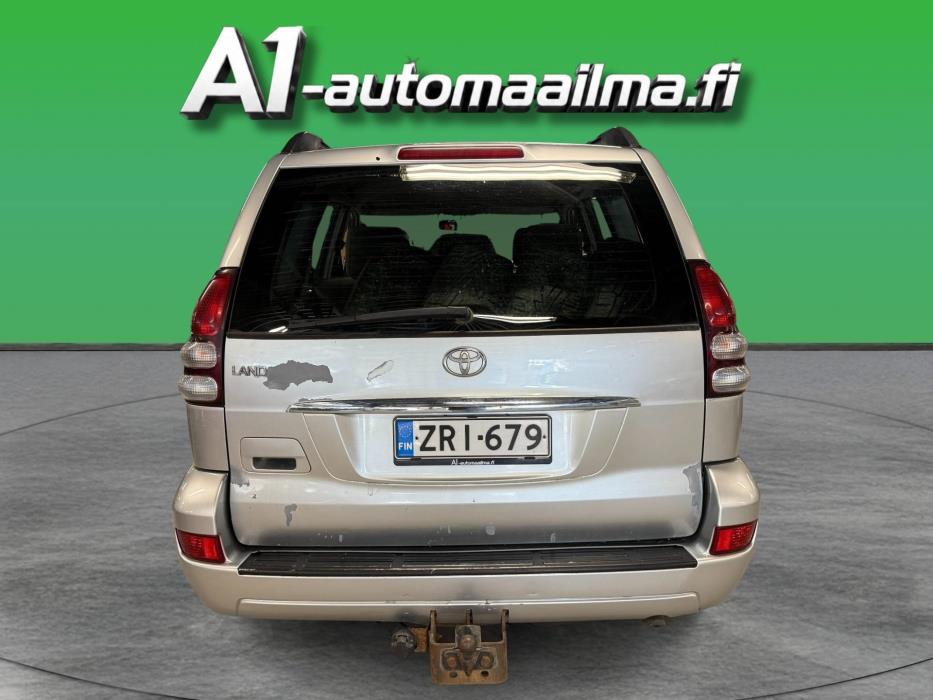TOYOTA Land Cruiser 2006