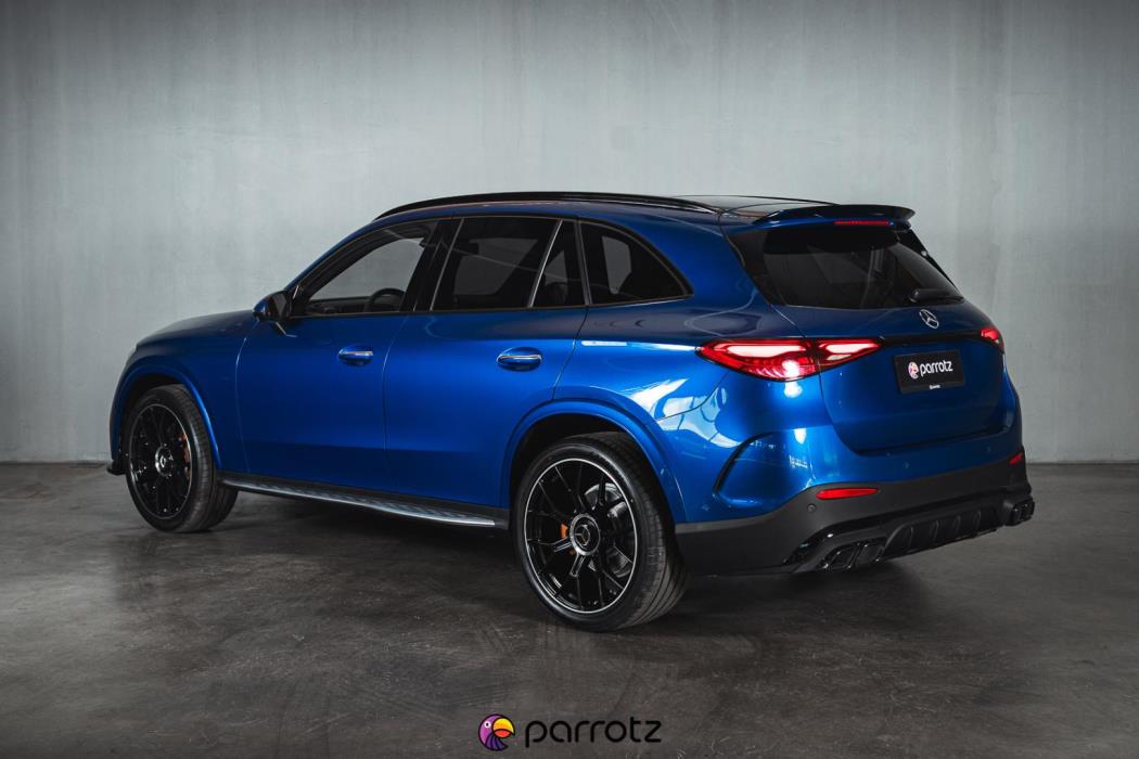 MERCEDES-BENZ GLC 2023