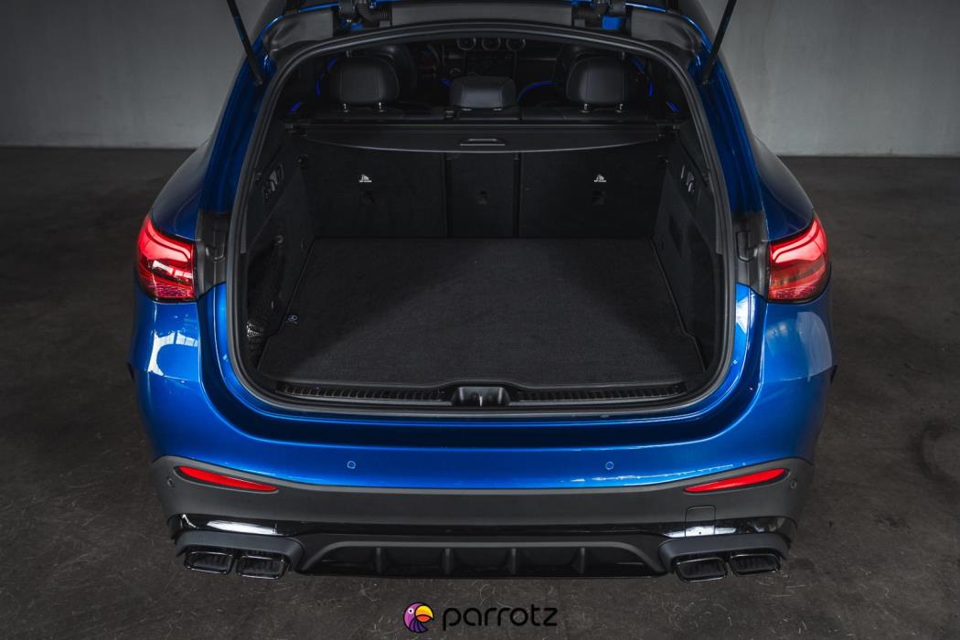 MERCEDES-BENZ GLC 2023