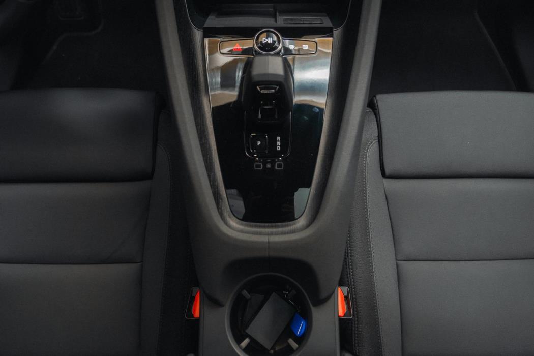 POLESTAR 2 2023