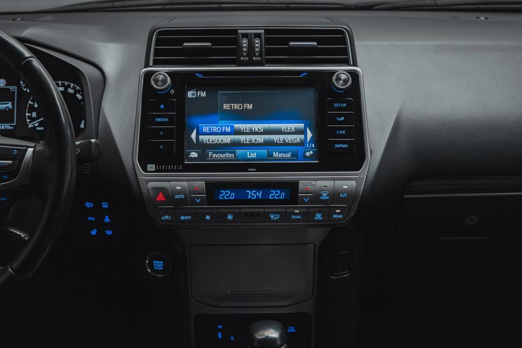 TOYOTA Land Cruiser 2019