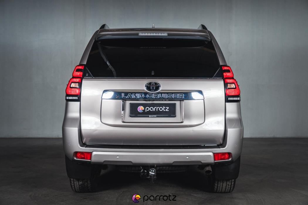 TOYOTA Land Cruiser 2019