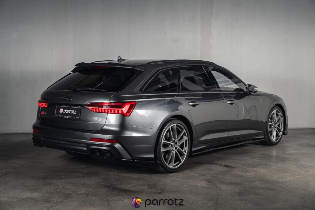 AUDI S6 2021