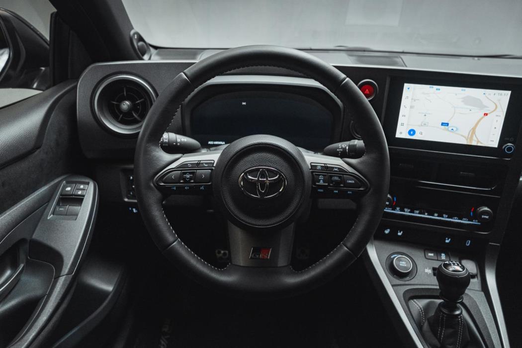 TOYOTA GR Yaris 2024