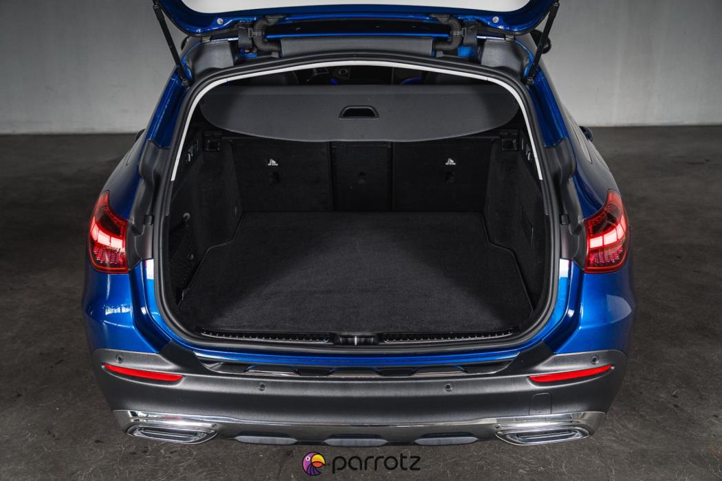 MERCEDES-BENZ C 2022