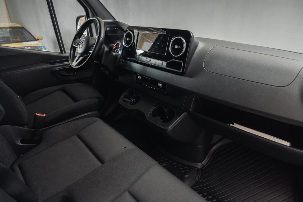 MERCEDES-BENZ Sprinter 2020