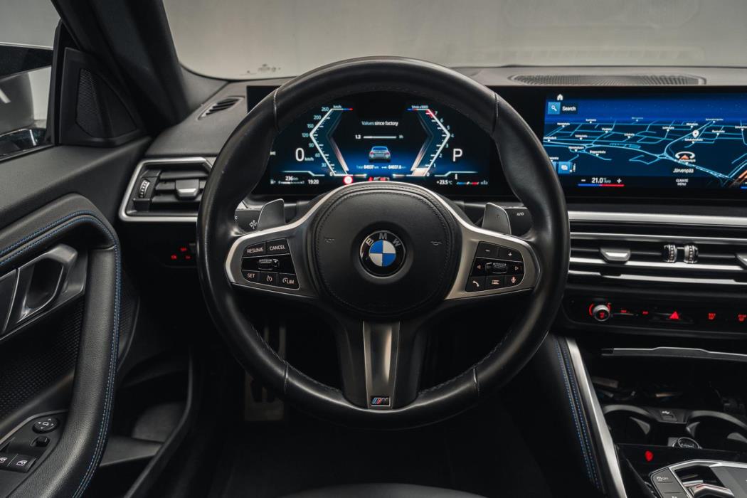 BMW M240i 2023