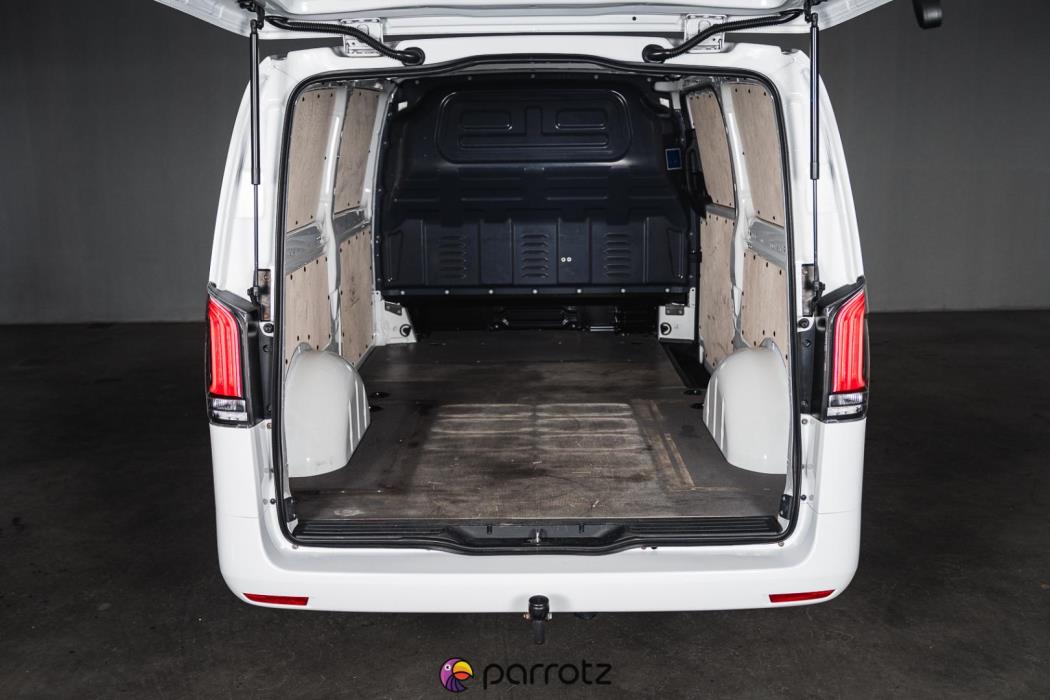 MERCEDES-BENZ Vito 2022