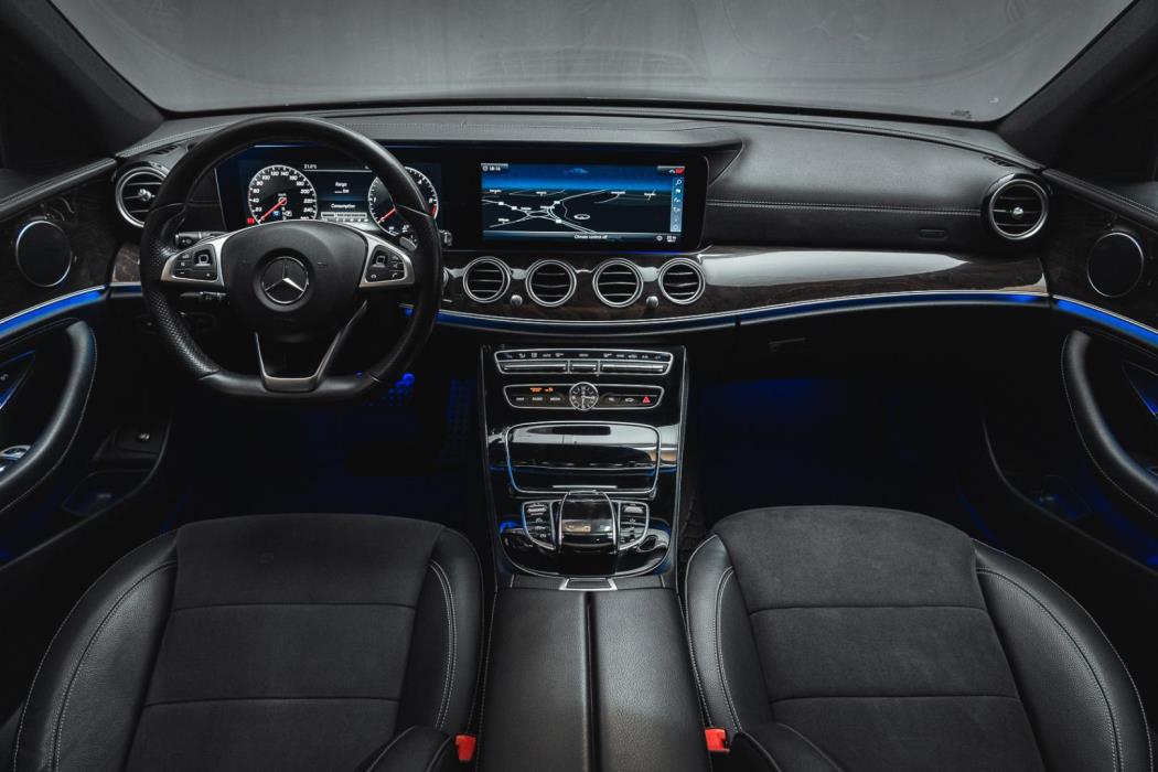 MERCEDES-BENZ E 2018