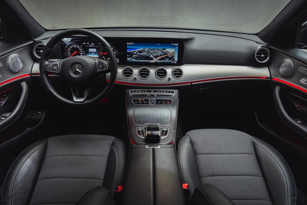 MERCEDES-BENZ E 2018