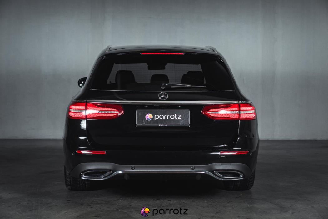 MERCEDES-BENZ E 2018