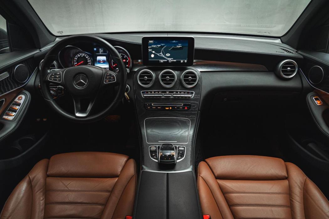 MERCEDES-BENZ GLC 2016