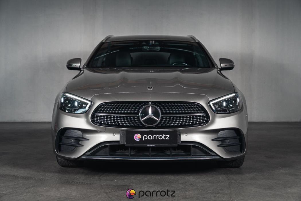 MERCEDES-BENZ E 2022