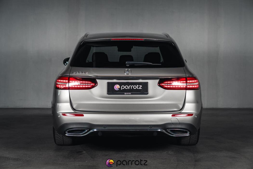 MERCEDES-BENZ E 2022
