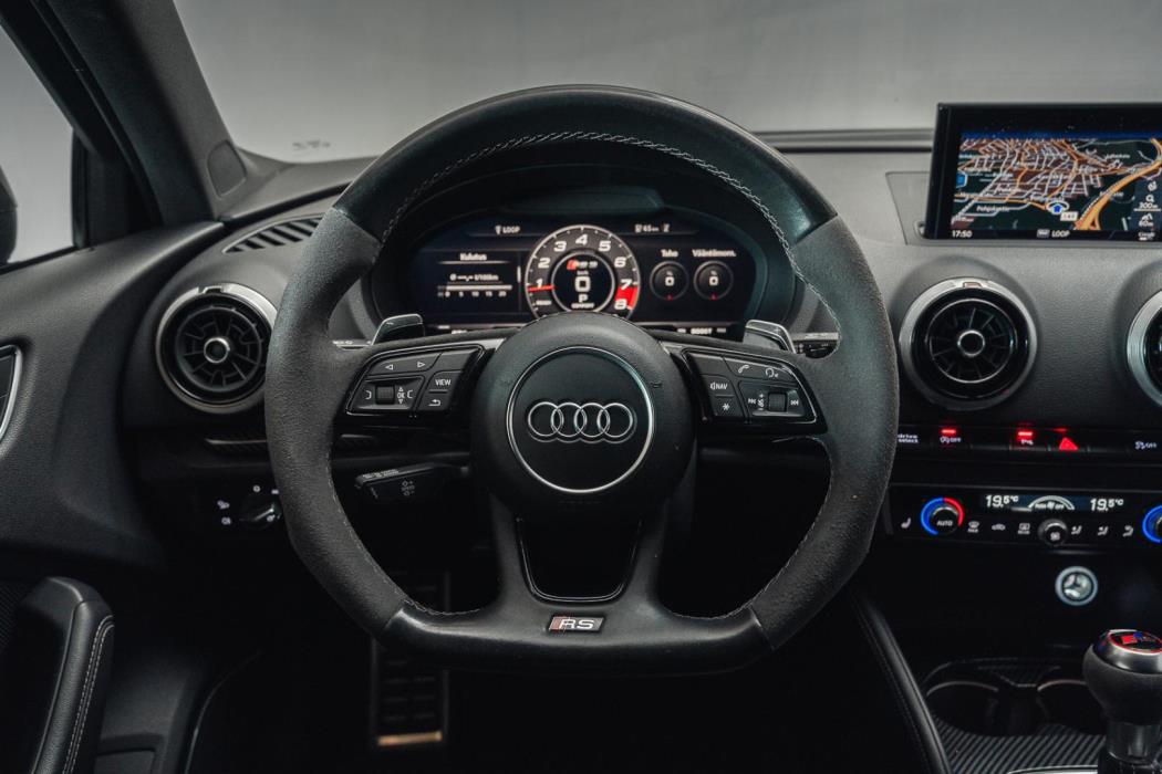 AUDI RS3 2018