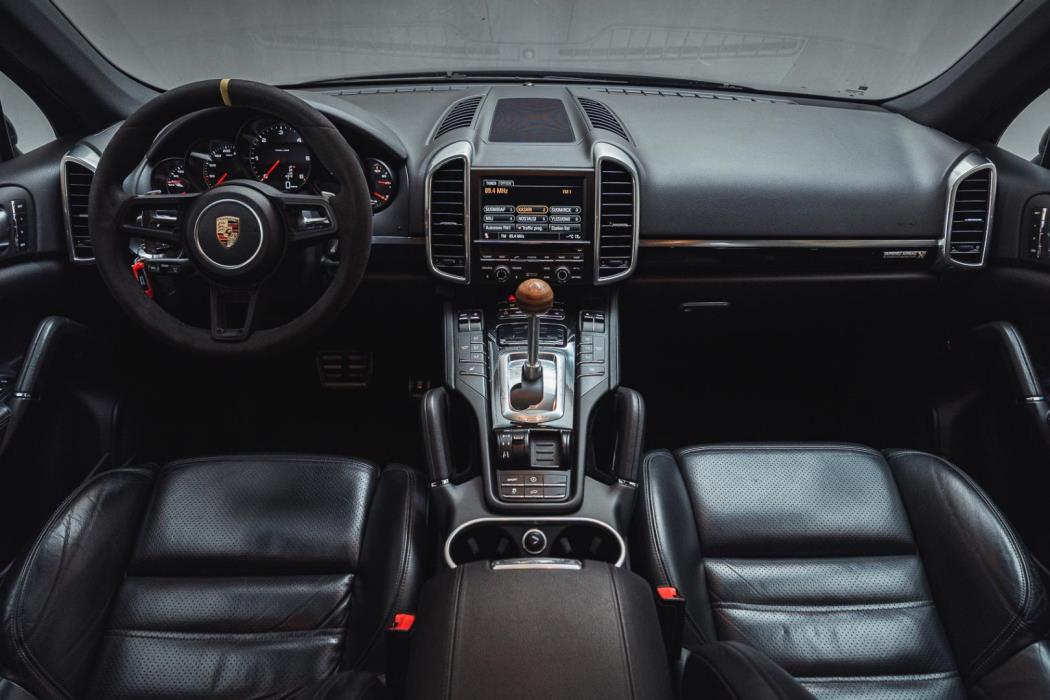 PORSCHE Cayenne 2010