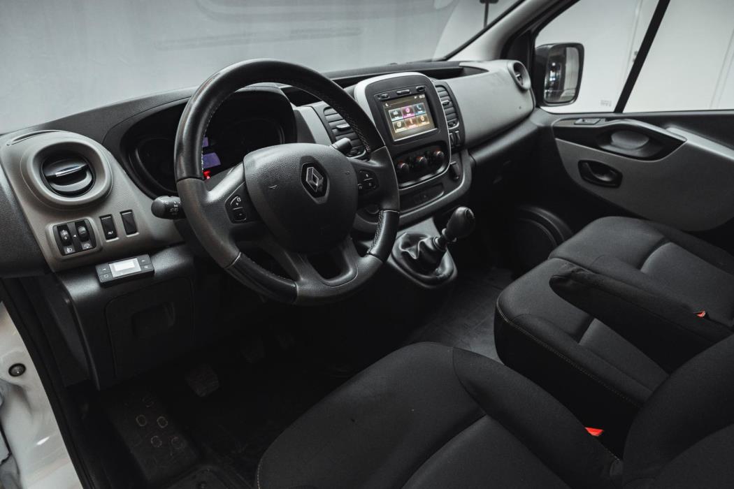 RENAULT Trafic 2019