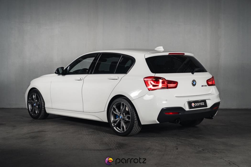 BMW M135i 2015
