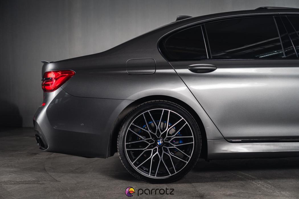 BMW 730 2016